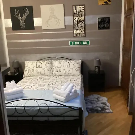 House Antica Dimora Soggiorni In Langa Centro Storico