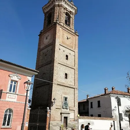 House Antica Dimora Soggiorni In Langa Centro Storico